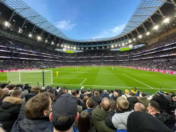 Vue bloc 252 – South Stand Tottenham